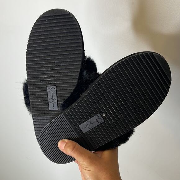 JESSICA SIMPSON Black Embellished Faux Fur Slippers Size 6 - Picture 3 of 3